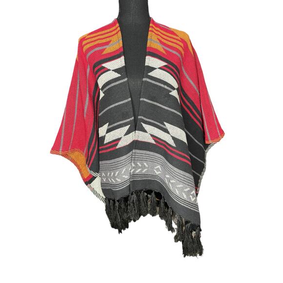 Billabong Women Seaside Voyage Red Southwest Print Fringe Poncho Wrap Loose Boho - Picture 3 of 6